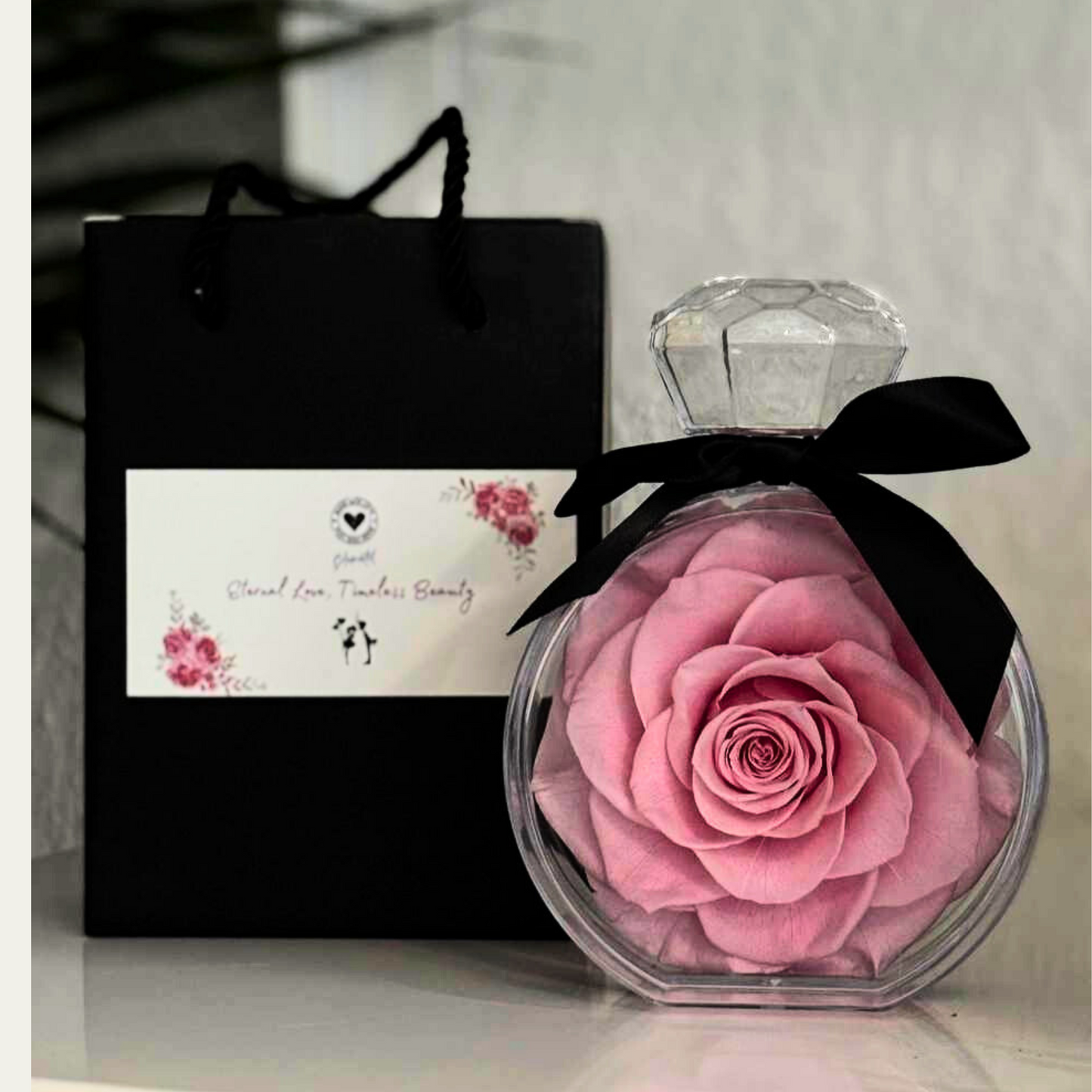 Exklusive Infinity Rose in edler Acrylglas-Parfumbox - Ewige Schönheit